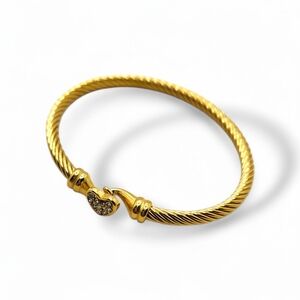 Gold Heart Cable Bangle Bracelet - Women's Jewelry